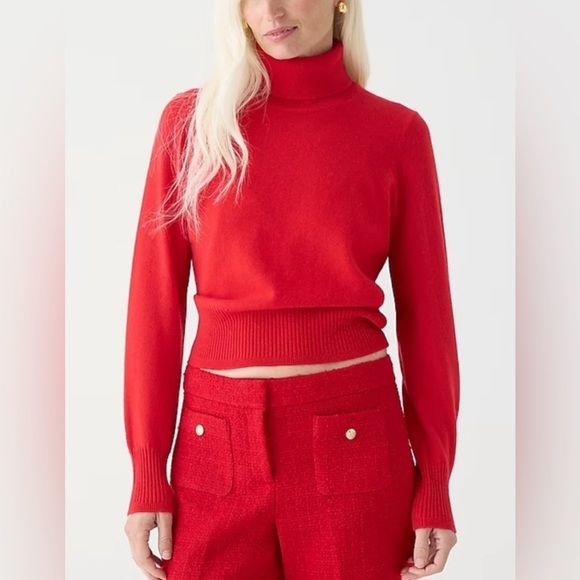J Crew Cashmere Cropped Turtleneck Sweater size Medium in Classic Cardinal Red - Picture 1 of 8